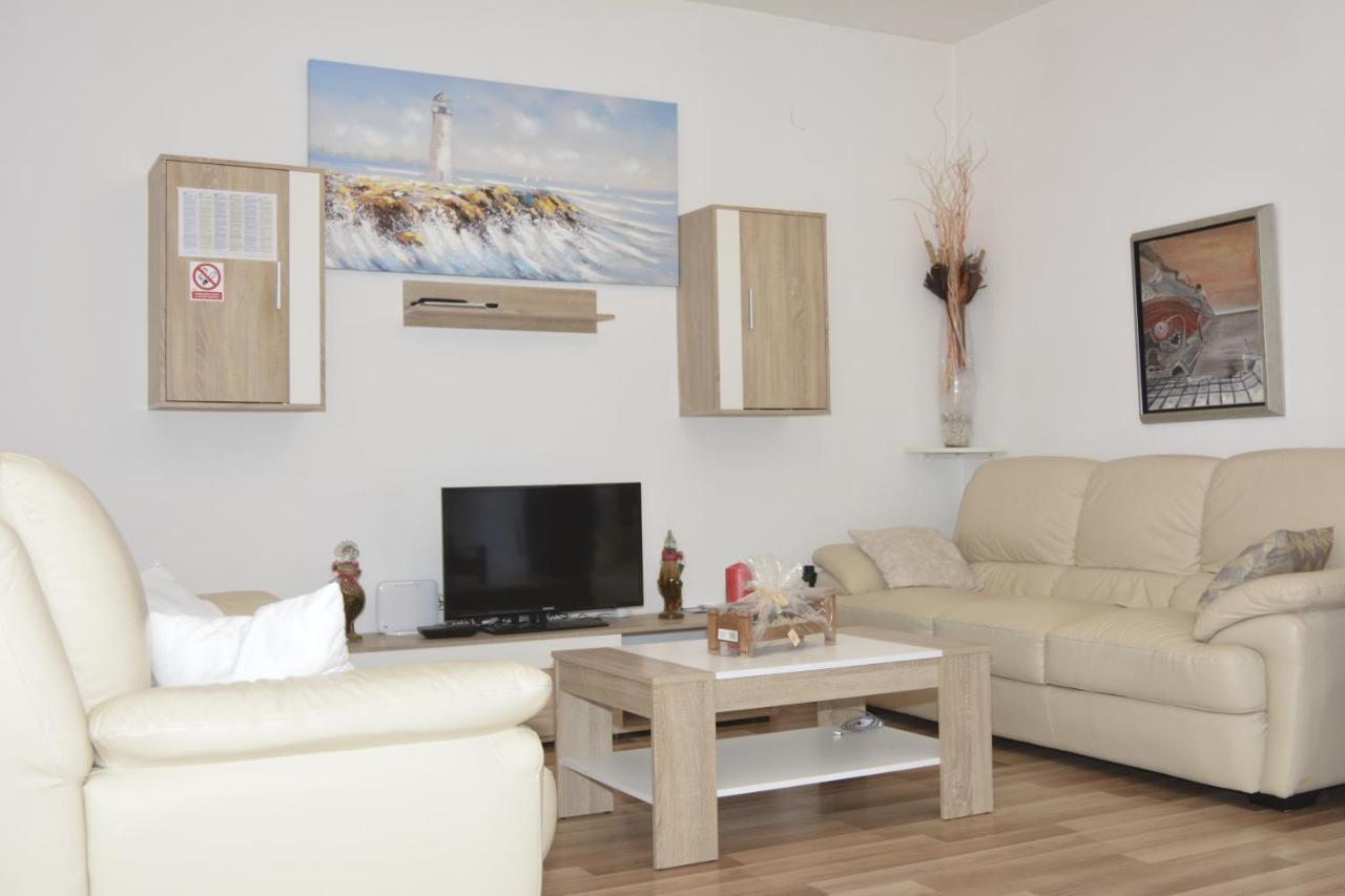 Apartment Lana Senj  Ngoại thất bức ảnh